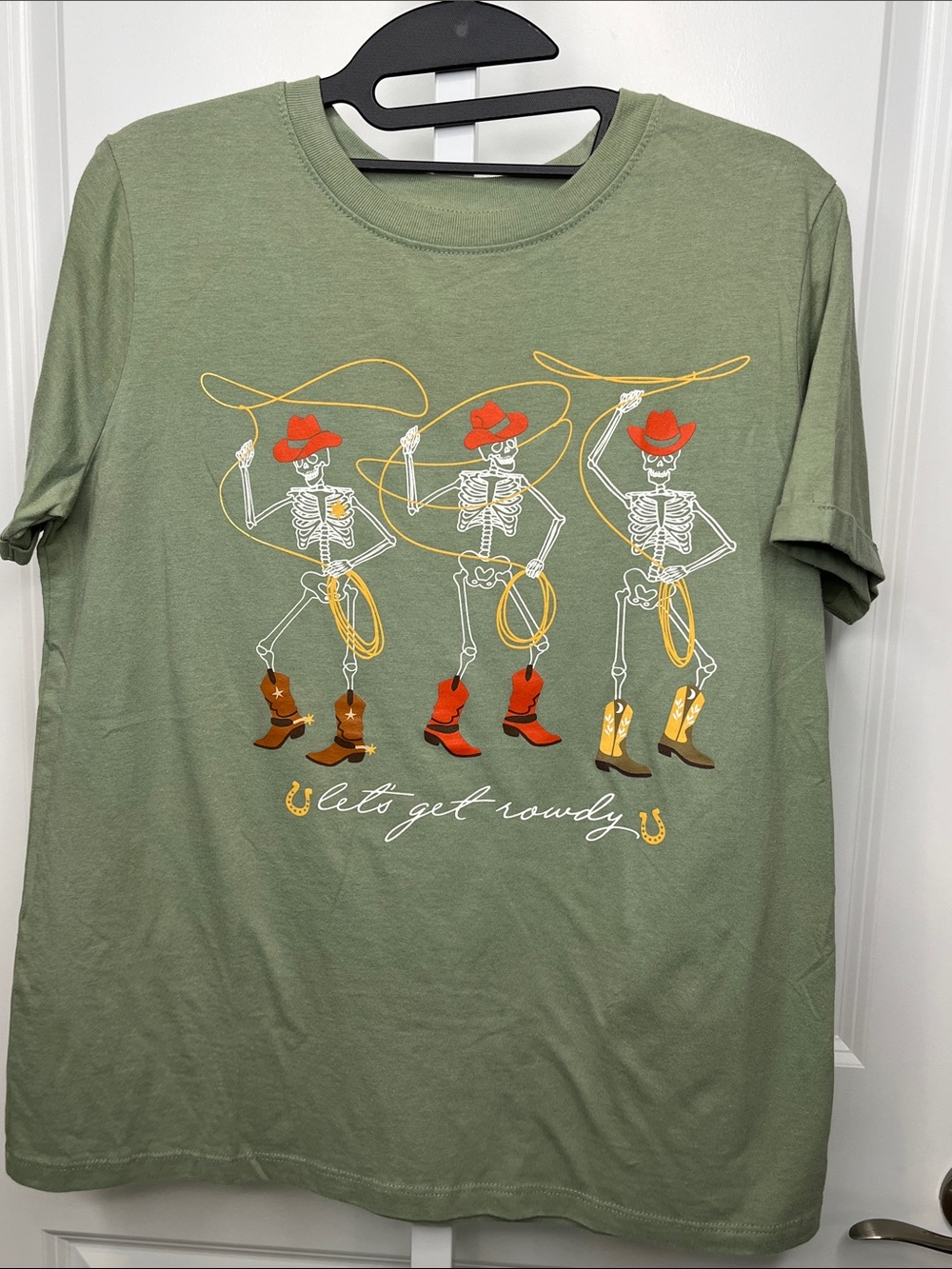 Awake Olive Short-Sleeve Graphic Tee with Skeleton Cowboy Halloween Women’s Sm 🎃